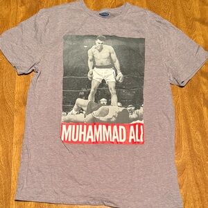 Old Navy Muhammad Ali Graphic Tee - Heather Gray